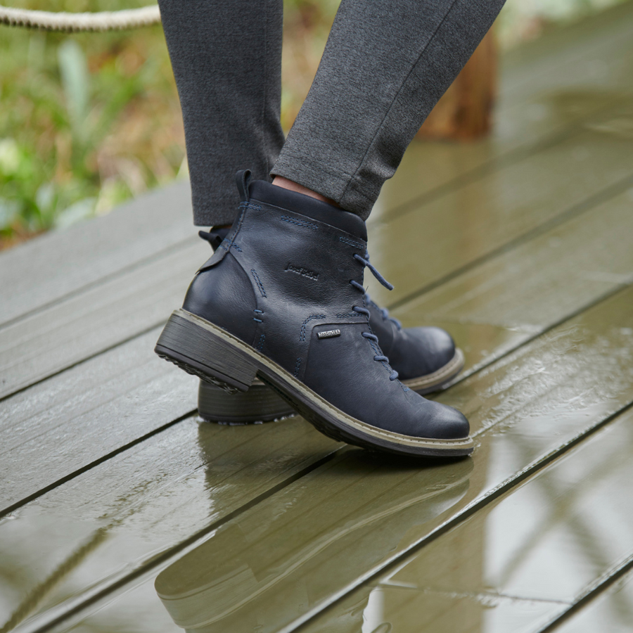 JOSEF SEIBEL Selena 50