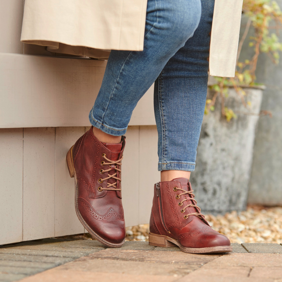 JOSEF SEIBEL Sienna 75